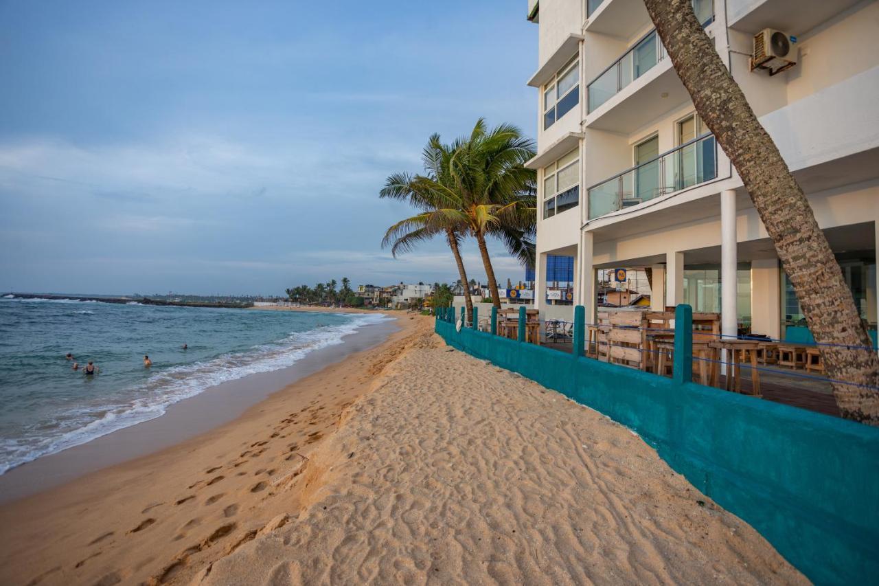 Hikkaduwa Beach Hotel Exterior foto